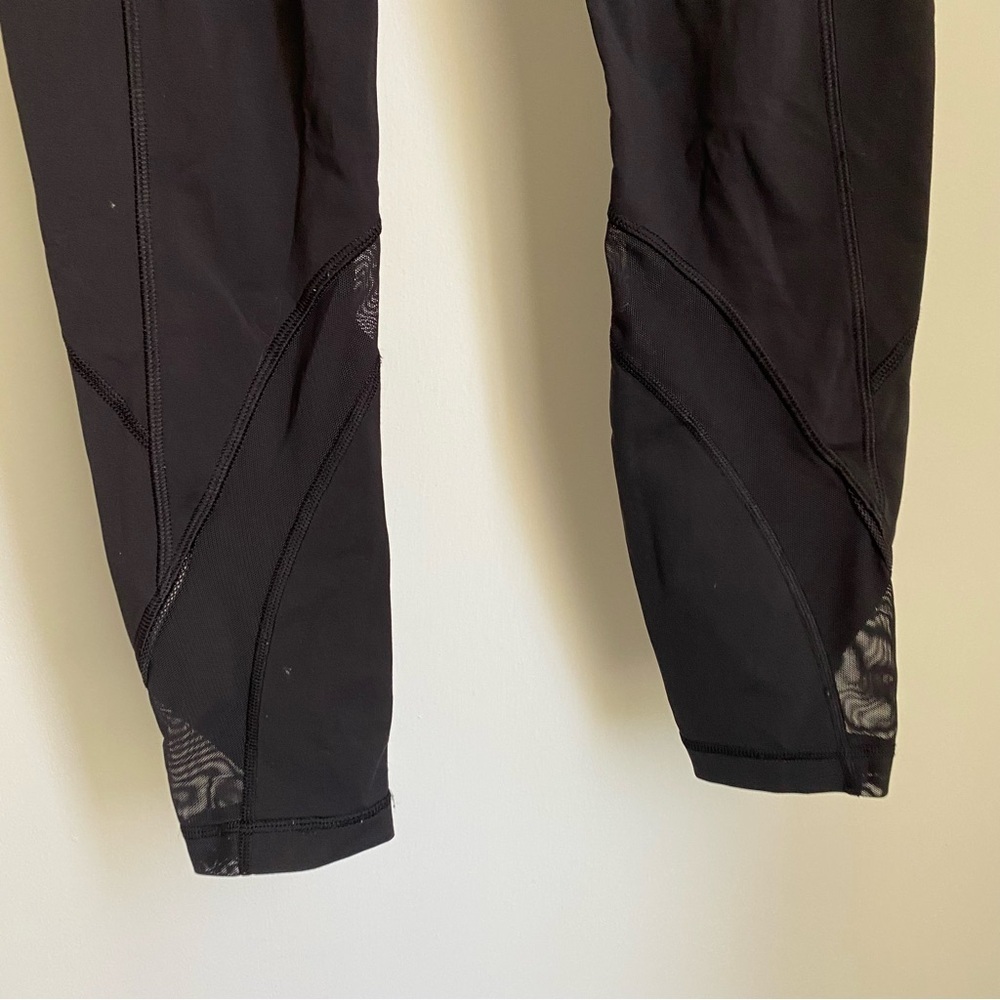 Lululemon Inspire Tight II Mesh 4 - Picture 5 of 8